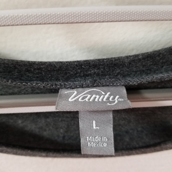 Life is to short to be anything but happy studded heart long sleeve scoop neck - Picture 5 of 7